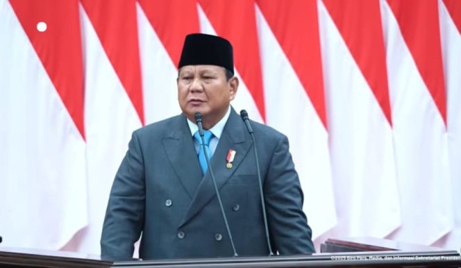 
					Prabowo Puji Jokowi Soal COVID hingga IKN di Sidang Tahunan MPR