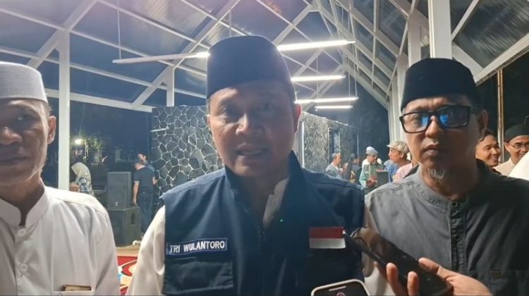 Ketua RW 04 Kelurahan Dukuh, Kecamatan Kranat Jati, Jakarta Timur, Tri Wulantoro