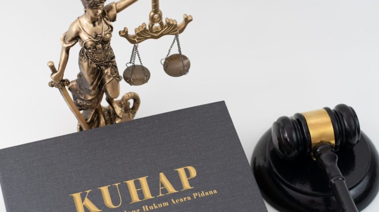 Isu Polisi Bisa Sadap Tanpa Izin Hakim Dibantah DPR: “Hoaks Besar Itu!”