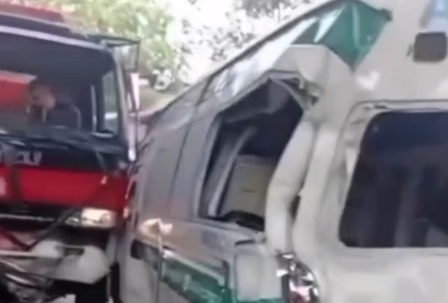 Enam Kendaraan Tabrakan Beruntun di Jalan Raya Bekasi, Tiga Orang Luka
