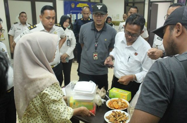 Petugas Rutan Surabaya Bongkar Modus Sabu Disembunyikan dalam Makanan